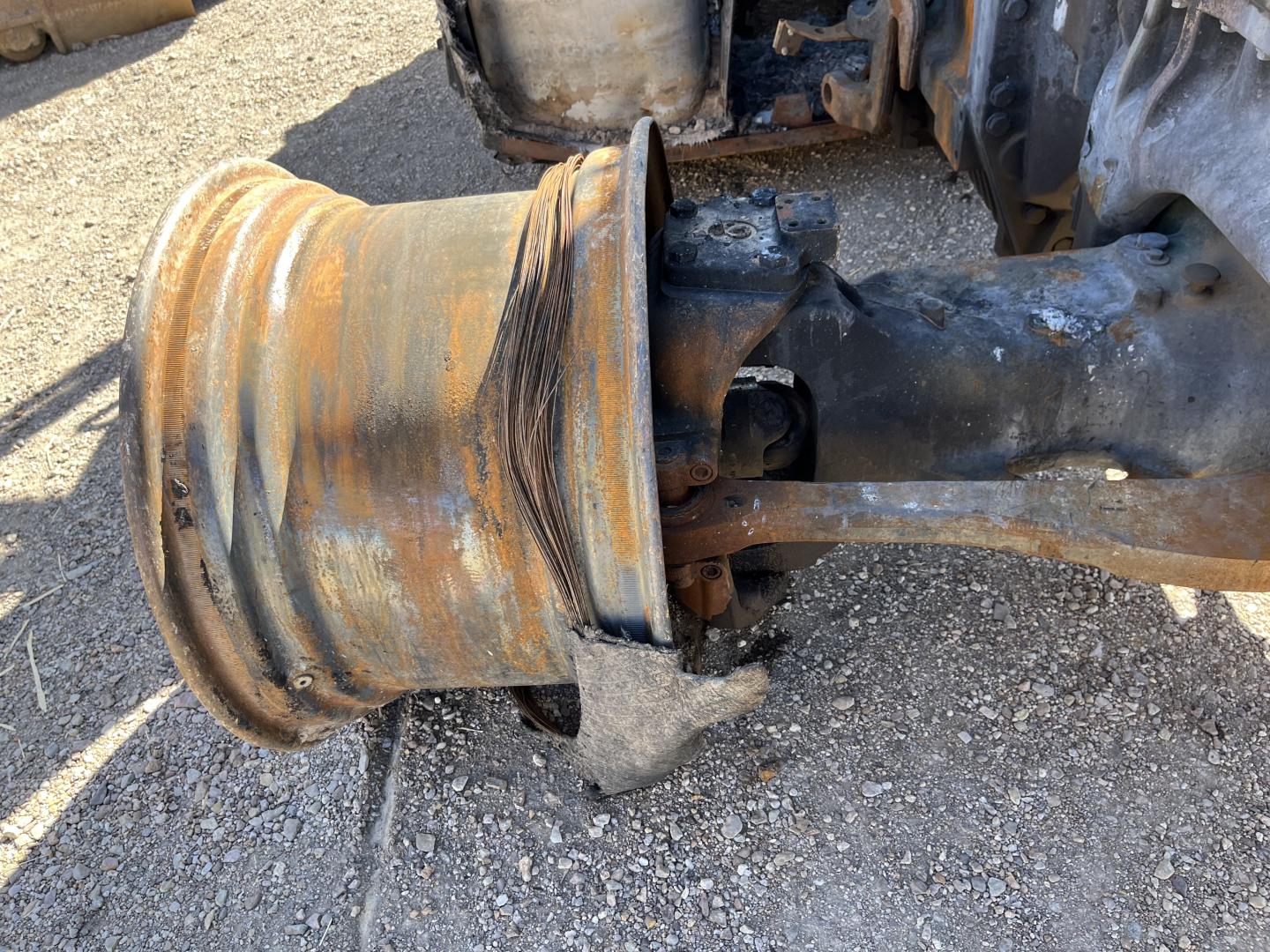 ./imagenes/INVOICE/2019/17542/TRACTOR JOHN DEERE 8320R (19).JPG